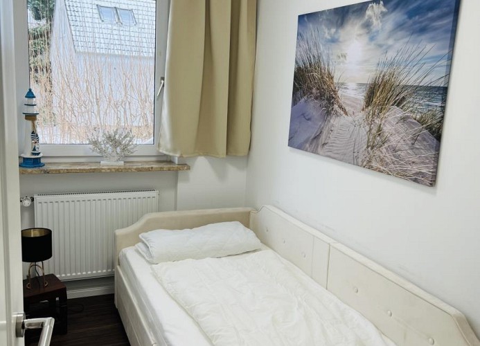 2. Schlafzimmer