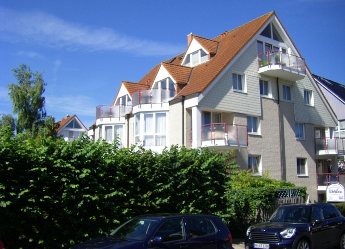 Hausansicht/Balkon