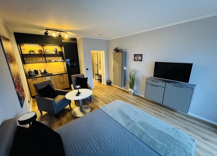 Wohn/Schlafzimmer